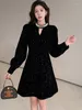 Abiti casual 2024 Paillettes nere Velluto Eleganti diamanti Abito corto Donna Coreano Vintage Hepburn Autunno Inverno Moda Kawaii