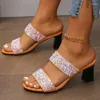 Pantoufles Femmes Été Brillant Strass Designer Semelle Épaisse Talon Carré Sandales Mode Et Confortable Robe À Enfiler Partie Flip Flop