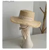 Chapéus de aba larga Chapéus de balde Flat Natural Raffia Straw Hat Womens Verão 2024 Nova Versão Coreana Ins Pequeno Fresco Laço Francês Seaside Beach Hat L240322