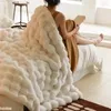 Filtar imitation päls filt bekväm vinter värme lyxiga superbäddar high-end förtjockas varm modern soffa praktisk minimalistisk elegant