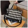 2022 New Canvas Women's Single Shoulder Versatile Fashion Printed Commuter Bag Large Capacity Tote Handbag 274