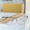 Cateye-Sonnenbrillenrahmen im neuen Design in Gold/Silber für Damen, leichter optischer Rahmen, einzelnes hohles Metallbein für verschreibungspflichtiges Komplettset-Etui 60–17