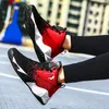 농구화 2024 커플 하이 탑 메쉬 스프링 및 가을 MD 바닥 남자 스포츠 다목적 가벼운 러닝 신발