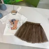 Abbigliamento da design per bambini abiti per bambini vestiti estivi camicia di lusso per bambini gonfie di cotone corta cotone designer di mosche per baby cartoon orso abiti