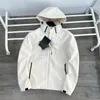 Trench Coats mascules 2024 Spring haut de gamme 1: 1 Colonyme en nylon décontracté en échange de veste pour hommes