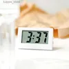 Zegrze biurka Mini Table Digital Clock Desktop Kreatywni studenci Użyj przenośnych małych zegarów biurkowych cichy zegar elektroniczny do domu darmowa wysyłka L240323