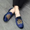 Buty zamszowe męskie miękkie mokwasy haftowane design płaski slipon formalny męski bumor boroski rozmiar 6 ~ 13 chaussure homme