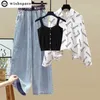 Camicia in chiffon con protezione solare con stampa di lettera coreana Gilet con fionda Jeans a gamba larga Tre pezzi Pantaloni eleganti da donna Set Abiti estivi 240315