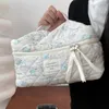Storage Bags Women Travel Cosmetic Bag Large Capacity Quilted Organizer Aesthetic Holder Soft Floral Toiletry