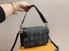 24SS Women Luxury Designer Side Trunk Rhine-Diamond Box Bag, Elegant and Exquisite, Simple Atmosphere, Mode och Leisure Balance 23cm NHDU