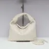 Schoudertassen 23 Winter nieuwe mini hop handgemaakte geweven tas met koehide grote capaciteit magnetische gesp gokkoeien hoorn onderarm voor dames crossbody