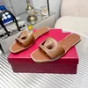 Designer Damen Pantoffeln Sommer Sandalen Luxusbrand Flat Heel Mode vielseitig Leder Casual Comfort Outdoor Beach Slipper Slipper