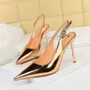 Chaussures habillées Sandales à sangle arrière Femmes pointues Argent Or Talons hauts Stilettos Pompes sexy Taille d'été 43