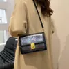 Designer Borse a tracolla moda di lusso Borsa da donna Tendenza moda coreana Borsa piccola quadrata di lusso leggera Instagram Nuovo modello serpente Versatile monospalla Croce Sh