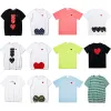 Play Fashion Mens Diseñador Diseñador Red Heart Shirt Capasional Bordado de algodón Bordado de manga corta Camiseta de verano Tamaños asiáticos Marcas de camisetas