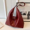 Borse a tracolla Borsa sotto ascella in morbida pelle PU da donna 2 pezzi Borsa da donna per ascelle per pendolari di grande capacità alla moda retrò vino rosso