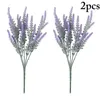 Flores decorativas 2 pcs plástico artificial planta lavanda flor conjunto realista falso grupo para casamento decoração de festa doméstica