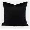 Fodera per cuscino Croker Horse 45x45 cm - Divano per divano di lusso in stile intrecciato in pelle scamosciata nera bianca senza anima