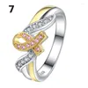 Z bocznymi kamieniami modne 2024 luksusowa biżuteria super błyszcząca cyrkon pierścionek serce życzę zaręczyn dla kobiet mody