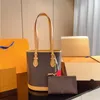 24SS Women's Luxury Designer PRIES FRIES Bag Bucket Bag med en Sub Bag Women's Tote Axel Väska Kopplingväska Purse 26 cm Eldnt