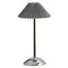 Lampes de table Lumière d'ambiance avec abat-jour parapluie plissé Style nordique Bureau créatif Chargement USB 3 couleurs pour la décoration intérieure