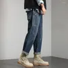 Mäns jeans med fickor lastbyxor avsmalnande man cowboy byxor japansk street stil koreanska höstkläder harajuku xs