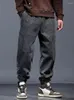 Herr jeans man cowboy byxor sträcker överdimensionerade elastiska byxor harem 2024 mode buggy wide ben koreansk stil trend retro i