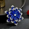 Pins Brooches SUYU Winter Elegant And Personalized Snowflake Style Design Sense Brooch For Womens Luxury Brooch Exquisite Accessories Pin L240323