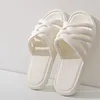 Chinelos trançados detalhe único banda slides mulheres chinelo macio verão preto branco aberto toe sandálias casal mulher sapatos de banheiro 2024