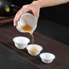 Teegeschirr-Sets, chinesisches tragbares Reise-Tee-Set, 4 Tassen, 1 Kanne, handgefertigte Keramik-Teekanne, Wasserkocher, Porzellan, Gaiwan-Tasse