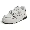 Scarpe per bambini firmate Ragazzi Ragazze Scarpe da ginnastica per esterni Scarpe sportive per bambini per bambini Scarpe da bambino per bambini Sneaker casual con lacci