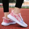 Casual skor mesh 35-36 sneakers kvinnor vit vulkanisera snörning stövlar kvinnors andas sport kawaiis funktionella låga priser i