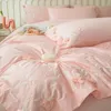 Conjuntos de cama 3D Lace Flores Bordado Luxo Rosa Princesa Algodão Duveta Capa Equipada Folha Fronhas Home Têxtil