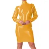 Robes décontractées Col roulé Brillant PVC Cuir À Manches Longues Fête Moulante Robe Au Genou Wetlook Solide Couleur Gaine Club Streetwear 7XL