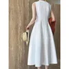 Casual Dresses Hepburn Sleeveless Elegant Black Dress Women Fashion Simple Silhouette Waist Hem Split Wedding Dinner Vest