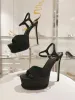 Femmes de luxe d'été Margot Sandals Chaussures en daim cristal à lanière ornée en velours rouge noir haut talons