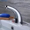Torneiras de pia do banheiro com sensor, torneira inteligente única fria montada em cromo wc com alça de cobre, torneiras de lavatório kraan