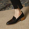 Chaussures habillées de 9 ans Boutique Véritable cuir femme talons rond Toe Fashion confortable Talon épais High Four Seasons