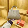 Store Wholesale Designer Bags Shoulder Bag 2024 New French Bag Womens Fashion Large Capacity Bucket Versatile Casual One Shoulder Handbag
