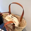 Lyxiga strandväska för kvinnor designer halm handväskor stor kapacitet ihålig livsmedelskorg axelväska mode shopping väska