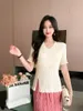 Women's T-skjortor Miyake veckade fashionabla toppskit med kort ärm med tshirt mjölkiga vita veck kläder för kvinnors toppar