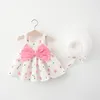 Jobes de filles mignonnes mignonnes sweet fleur jupes coréennes Version coréenne sans manches en coton de plage de plage de la tenté avec chapeau 024m 240325