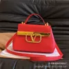 36% korting op designer tas 2024 handtassen Dames gepersonaliseerde tassen grote hardware kleine tassen slanke benen een schouder crossbody tassen trendy trend dit jaar