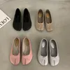 Chaussures décontractées 2024 mode printemps soie Tabi Ninja mocassins bout rond fendu femmes simple sans lacet femme mocassins doux