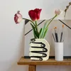 Vases Vase blanc fait à la main à haute température cuit à la main en céramique de style nordique moderne pour la salle de décoration de bureau à domicile