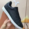 Tasarımcı Moda Eğitmeni Sneaker Intage Sıradan Ayakkabı Virgils Timsah-Dökülmüş Siyah Gri Kahverengi Beyaz Yeşil Buzağı Deri Fransız Ablohs Erkek Ayakkabı NHWQ00002