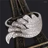 Anéis de cluster Europeu e americano jóias dinâmica moda asa forma anel cheio de diamantes incrustados zircão