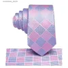 Stropdassen Stropdassen Hi Tie Plaid Roze Blauw Jongens en meisjes stropdas Kinderhandheld zijden halslijn 120 cm lang 6 cm breed Student Uniform Accessoires Y240325