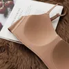 Bras 2pcs Donne Donne traspirabili senza cucitura sottile push-up reggiseno morbido mutande wireless biancheria wireless estate sexy top top non filo elastico