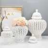 Jars Ceramic Ginger Jar Carved Lattice Handicraft Temple Jar for Home Decor Hand Painted Retro Universal Jar Handicraft Storage Decor